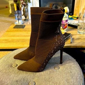 Steve Madden Pull On Booties Worn 1x